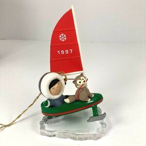 Hallmark Keepsake Ornament Frosty Friends 1997 Sailboat Cat & Child Collectors S